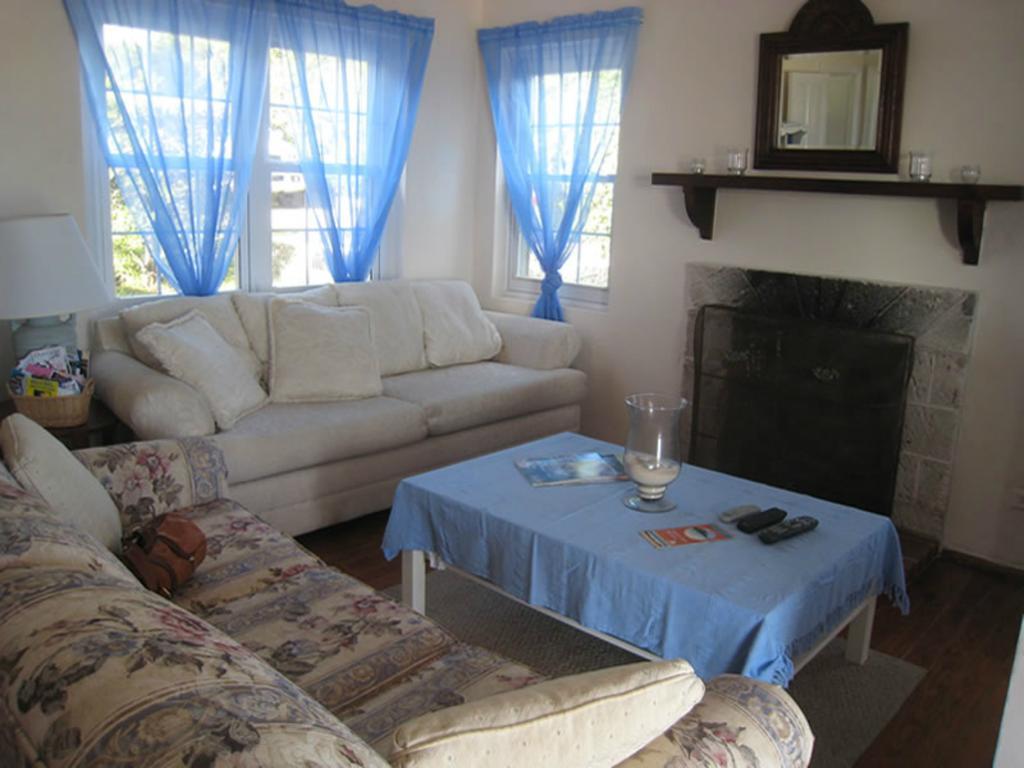 Mount Pleasant Grape Bay Cottages חדר תמונה